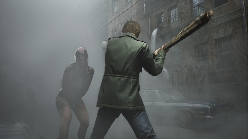Silent Hill 2'den sisli bir kasaba manzarası